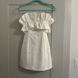 Elegant White Ruffle Off-Shoulder Dress